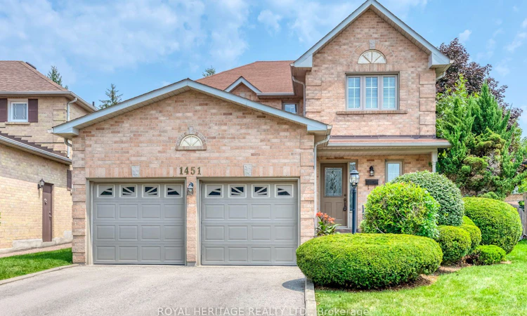 1451 Ravensmoor Crescent