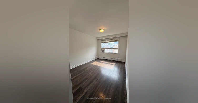 2-108 Kirknewton Road, Toronto, ON, M6E 3Y2 - 13