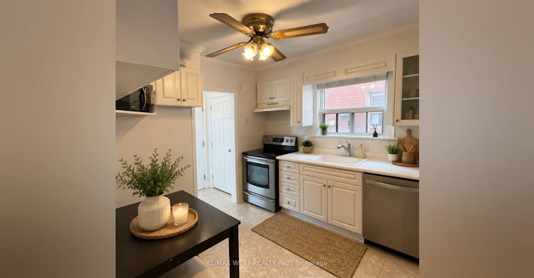 2-108 Kirknewton Road, Toronto, ON, M6E 3Y2 - 8