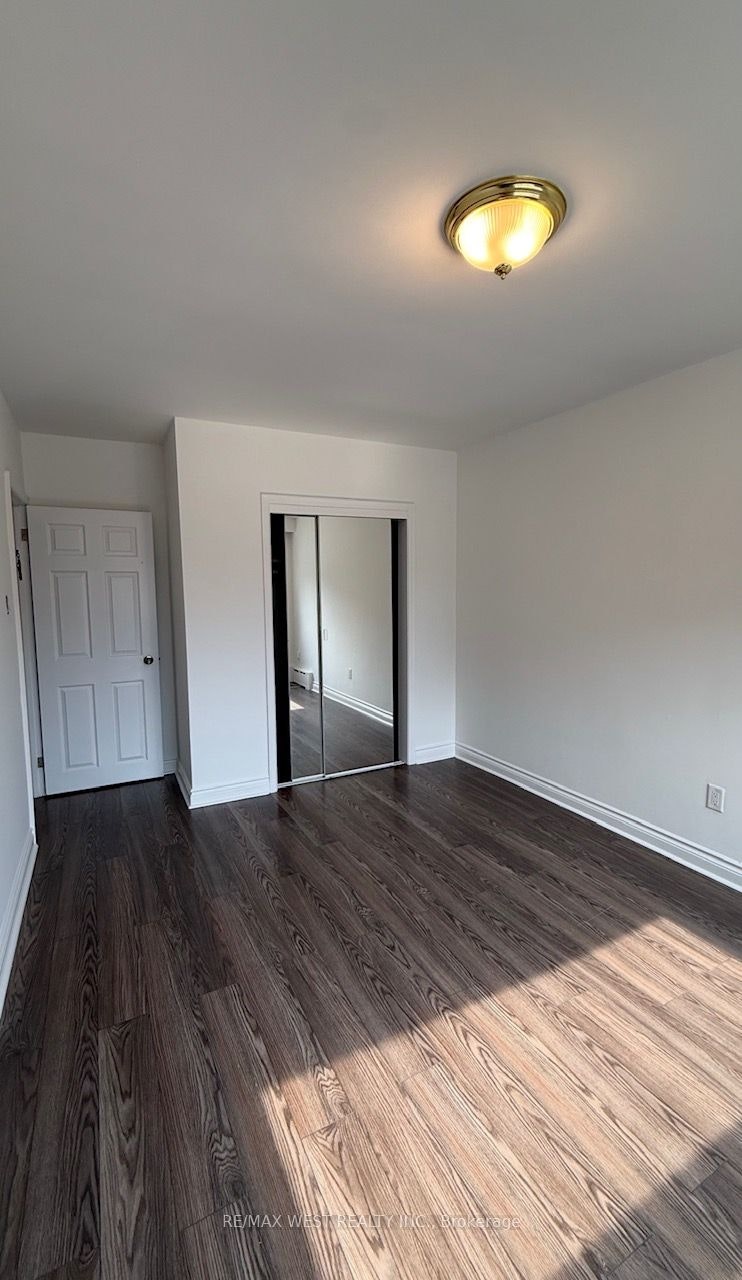 2-108 Kirknewton Road, Toronto, ON, M6E 3Y2 - 14