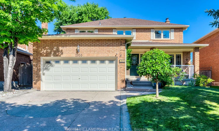 2935 Kingsway Drive