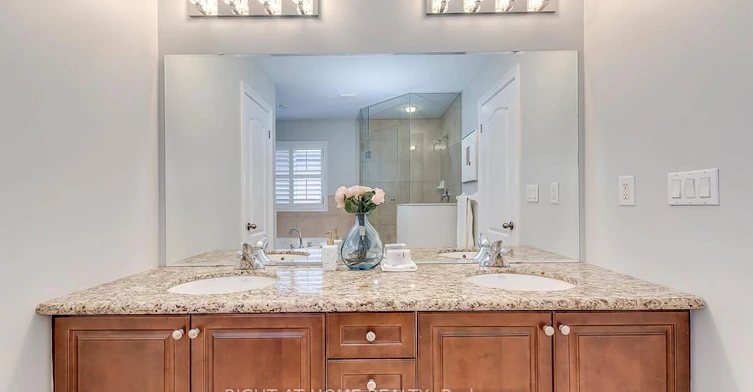 96 Spring Azure Crescent, Oakville, ON, L6L 6V8 - 33