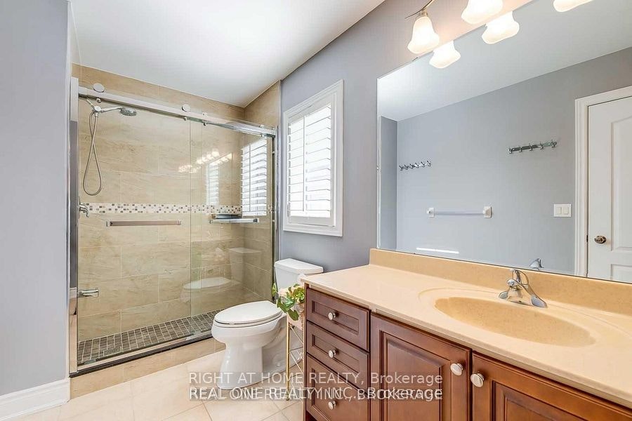 96 Spring Azure Crescent, Oakville, ON, L6L 6V8 - 32