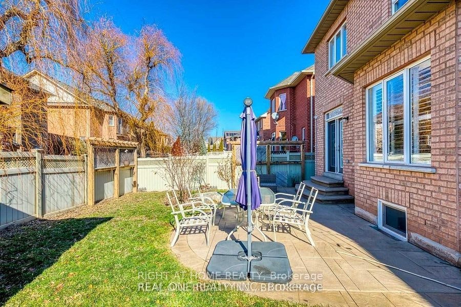 96 Spring Azure Crescent, Oakville, ON, L6L 6V8 - 39
