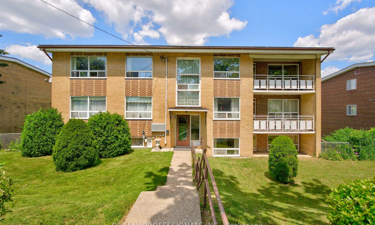 50 Waniska Avenue