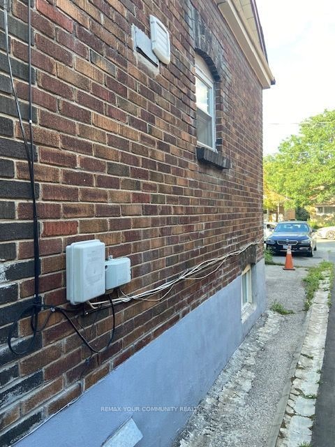 Basement-504 Caledonia Road, Toronto, ON, M6E 4V2 - 15