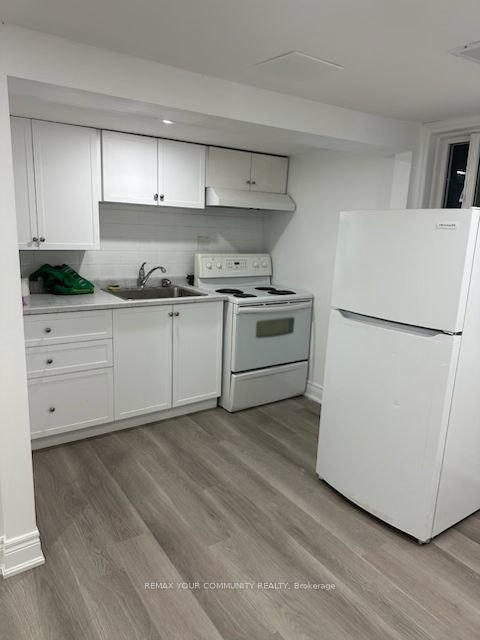 Basement-504 Caledonia Road, Toronto, ON, M6E 4V2 - 5