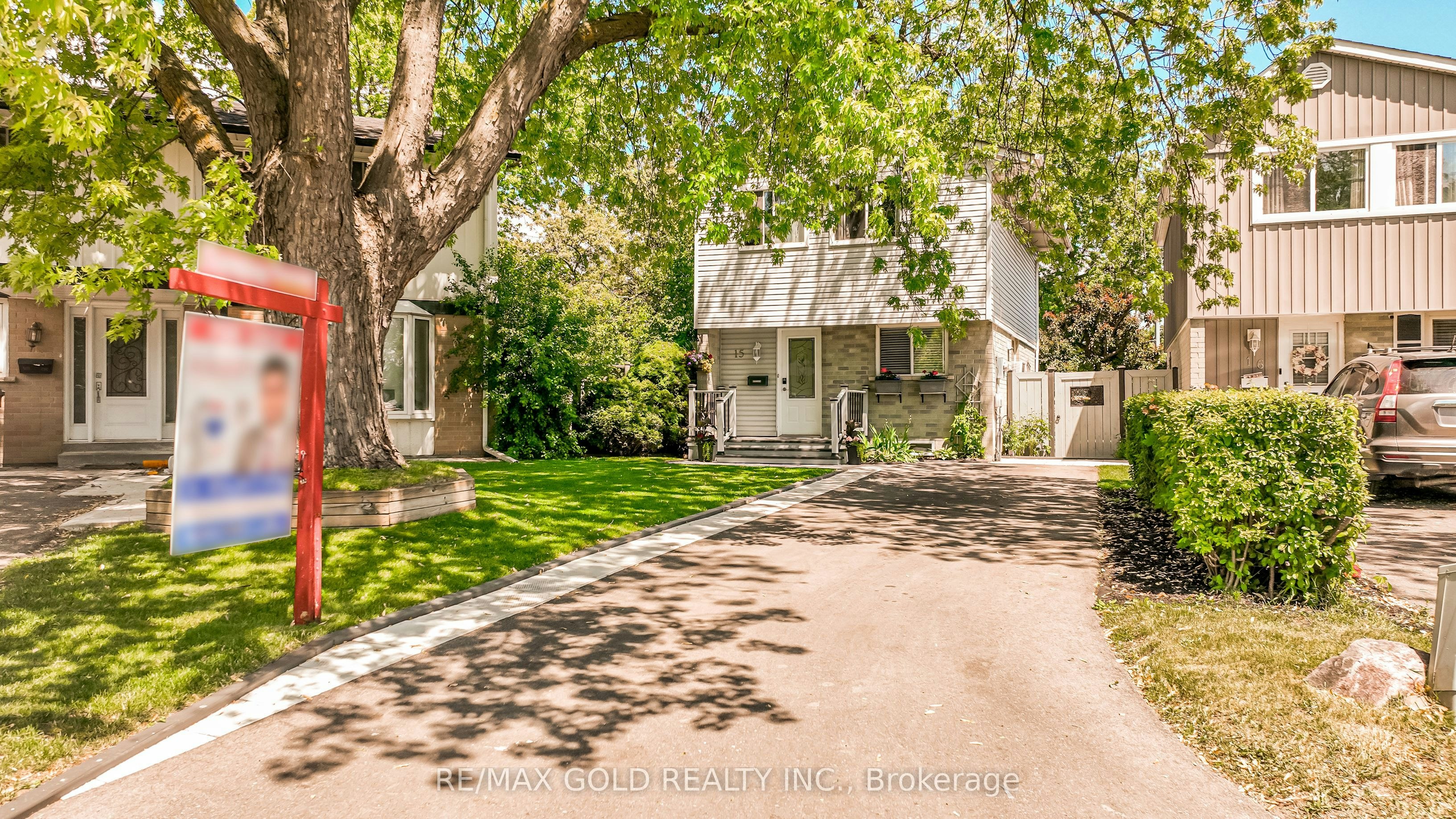 15 Jackman Drive, Brampton, ON, L6S 2L7