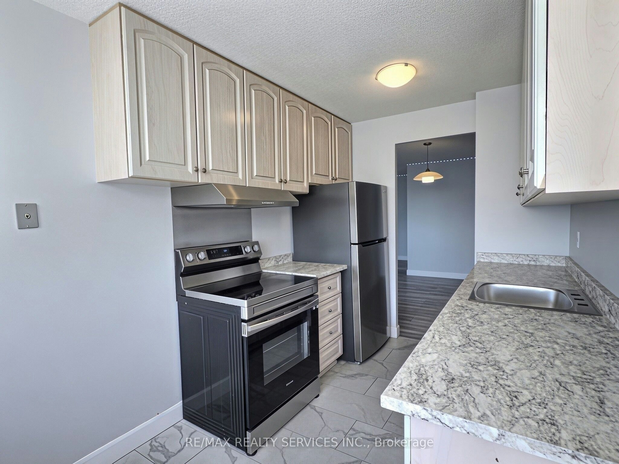 1812-18 Knightsbridge Road, Brampton, ON, L6T 3X5 - 11