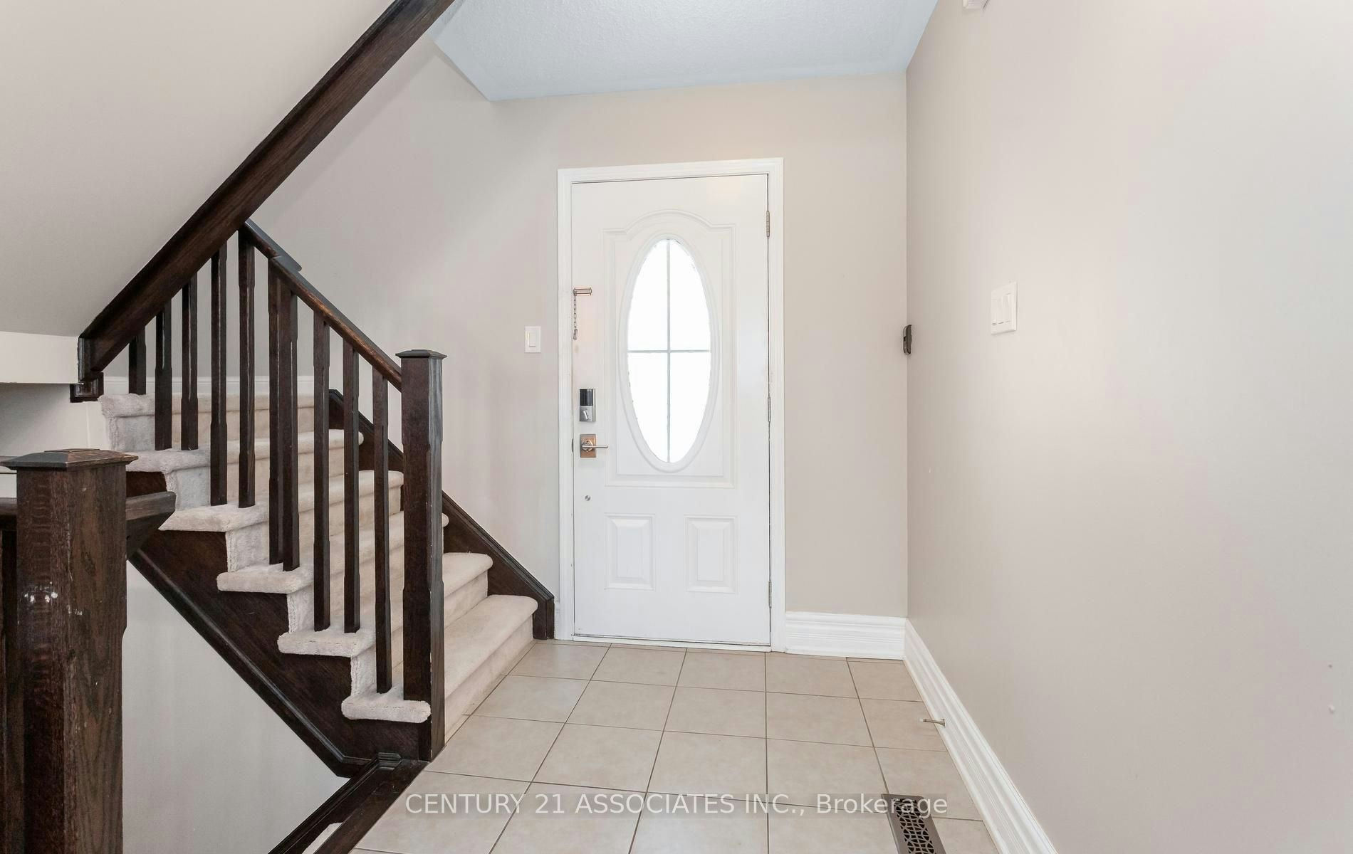 362 Cavanagh Lane, Milton, ON, L9T 8J9 - 5