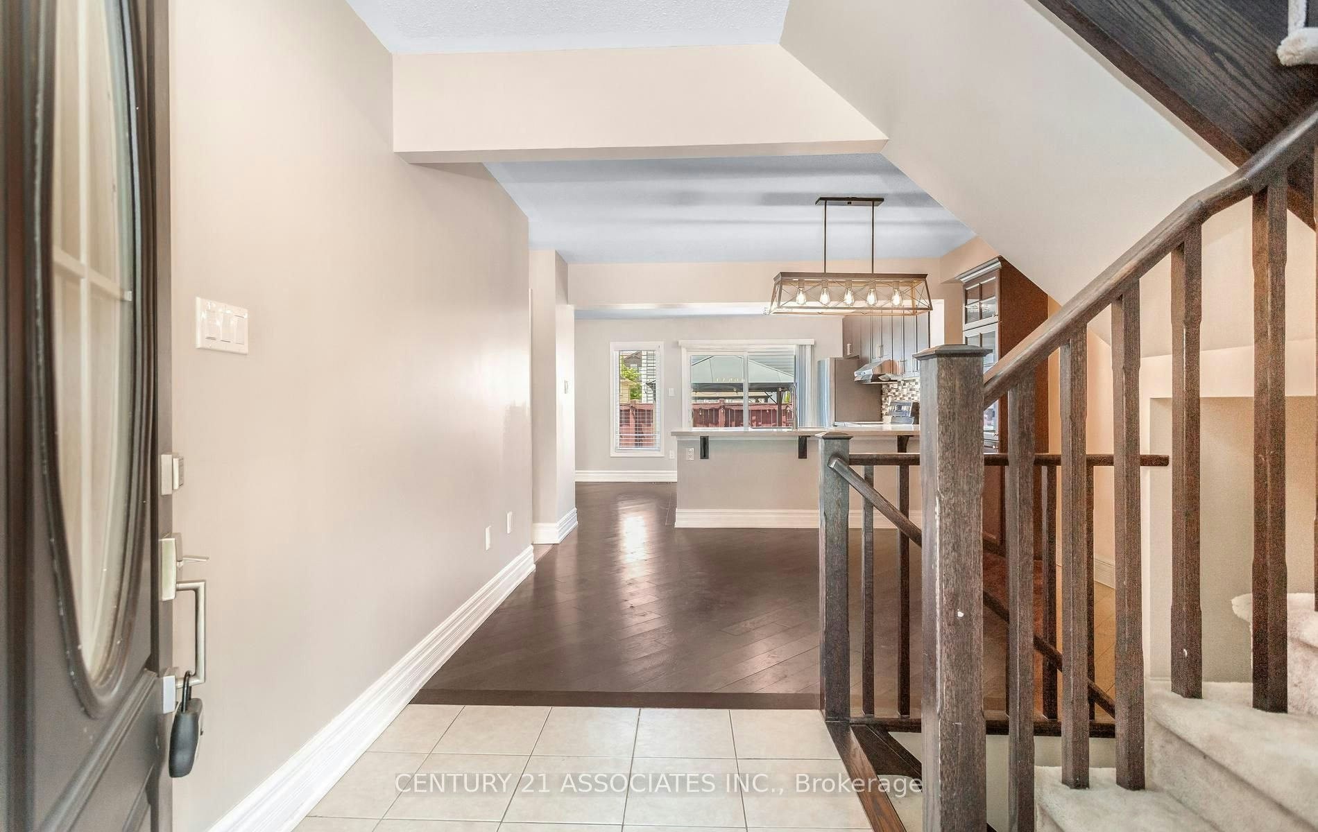 362 Cavanagh Lane, Milton, ON, L9T 8J9 - 4