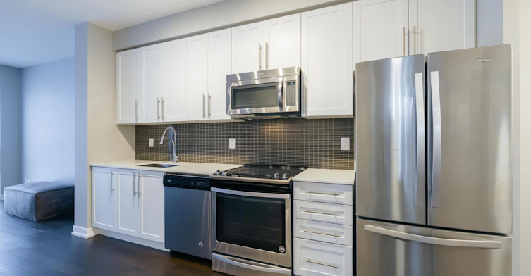 4611-4011 Brickstone Mews, Mississauga, ON, L5B 0G3 - 4
