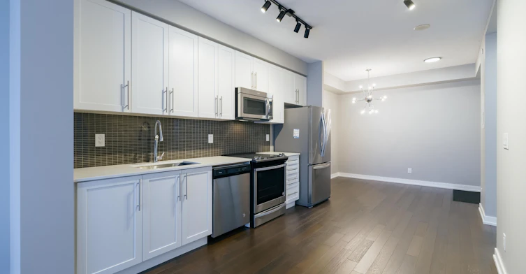 4611-4011 Brickstone Mews, Mississauga, ON, L5B 0G3 - 5