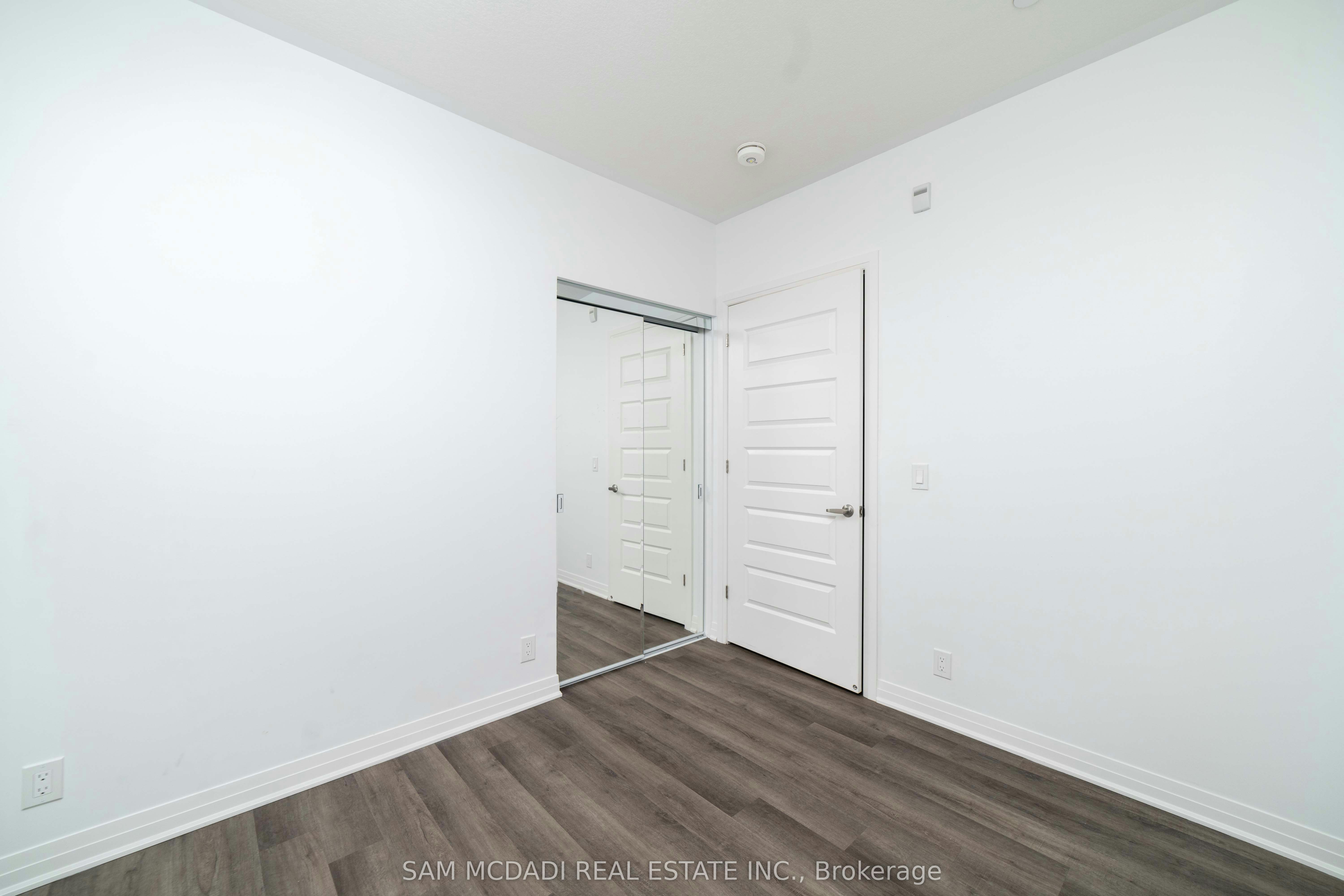 216-102 Grovewood Common, Oakville, ON, L6H 0X2 - 14
