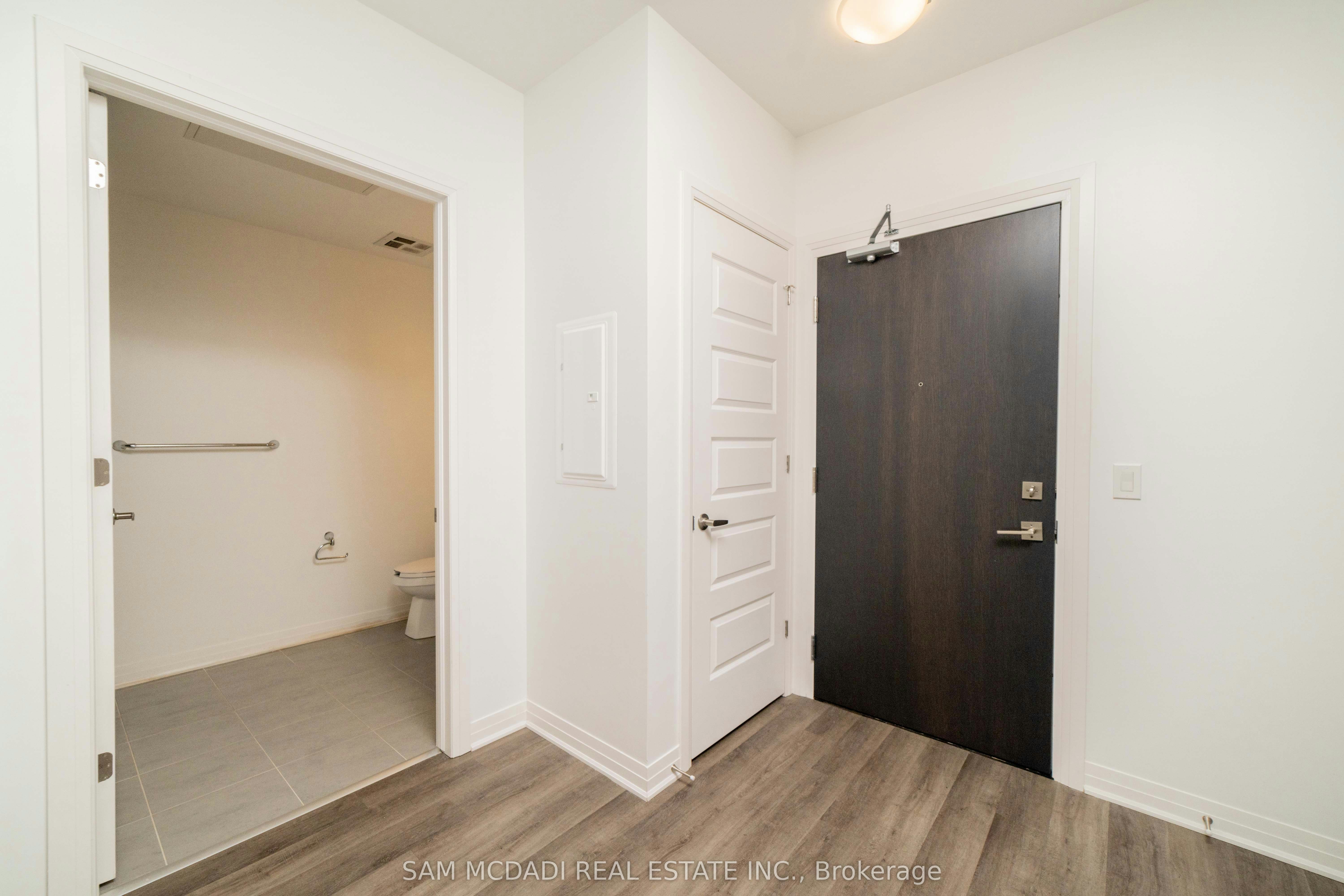 216-102 Grovewood Common, Oakville, ON, L6H 0X2 - 8