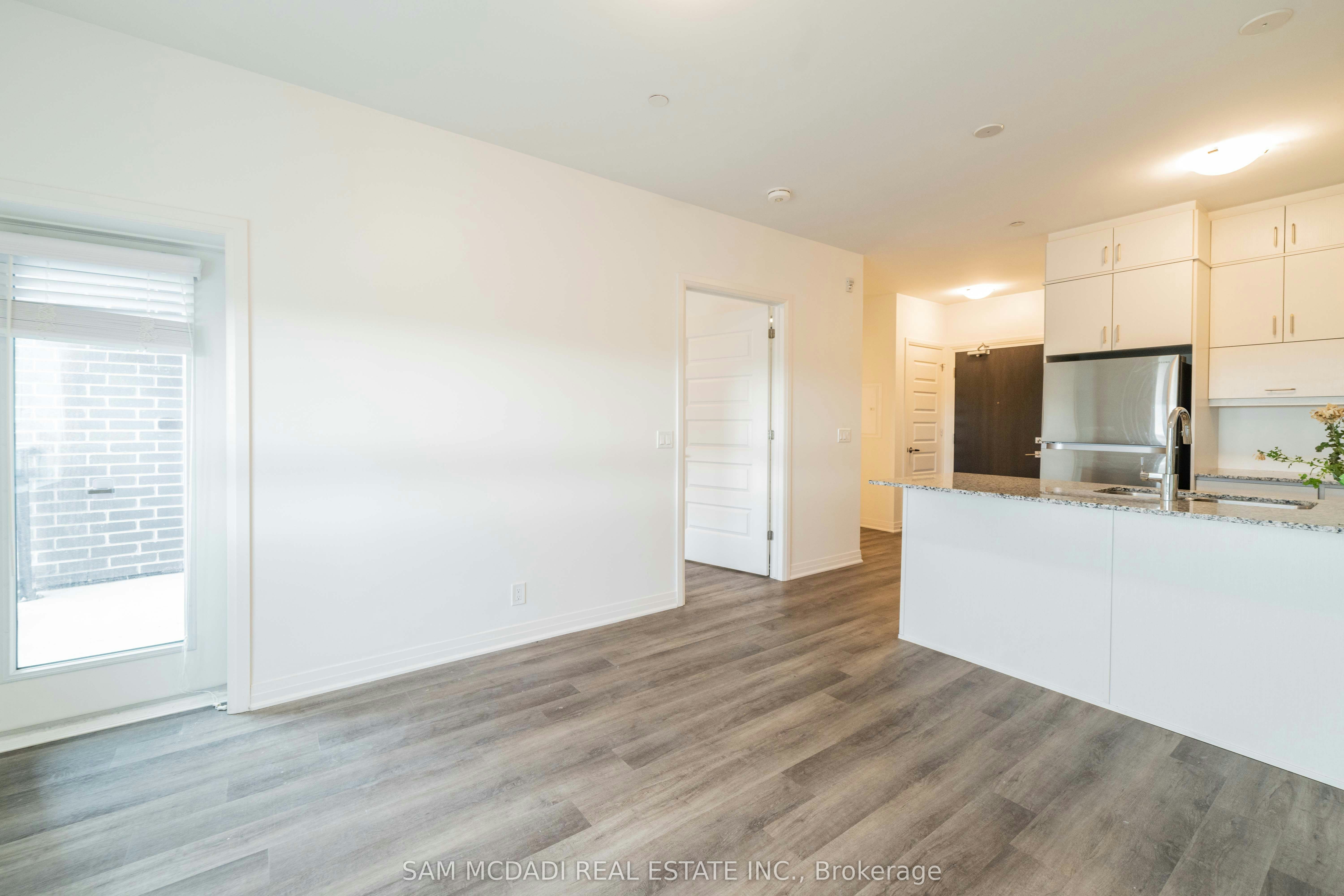 216-102 Grovewood Common, Oakville, ON, L6H 0X2 - 12