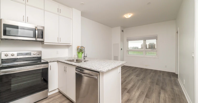 216-102 Grovewood Common, Oakville, ON, L6H 0X2 - 10