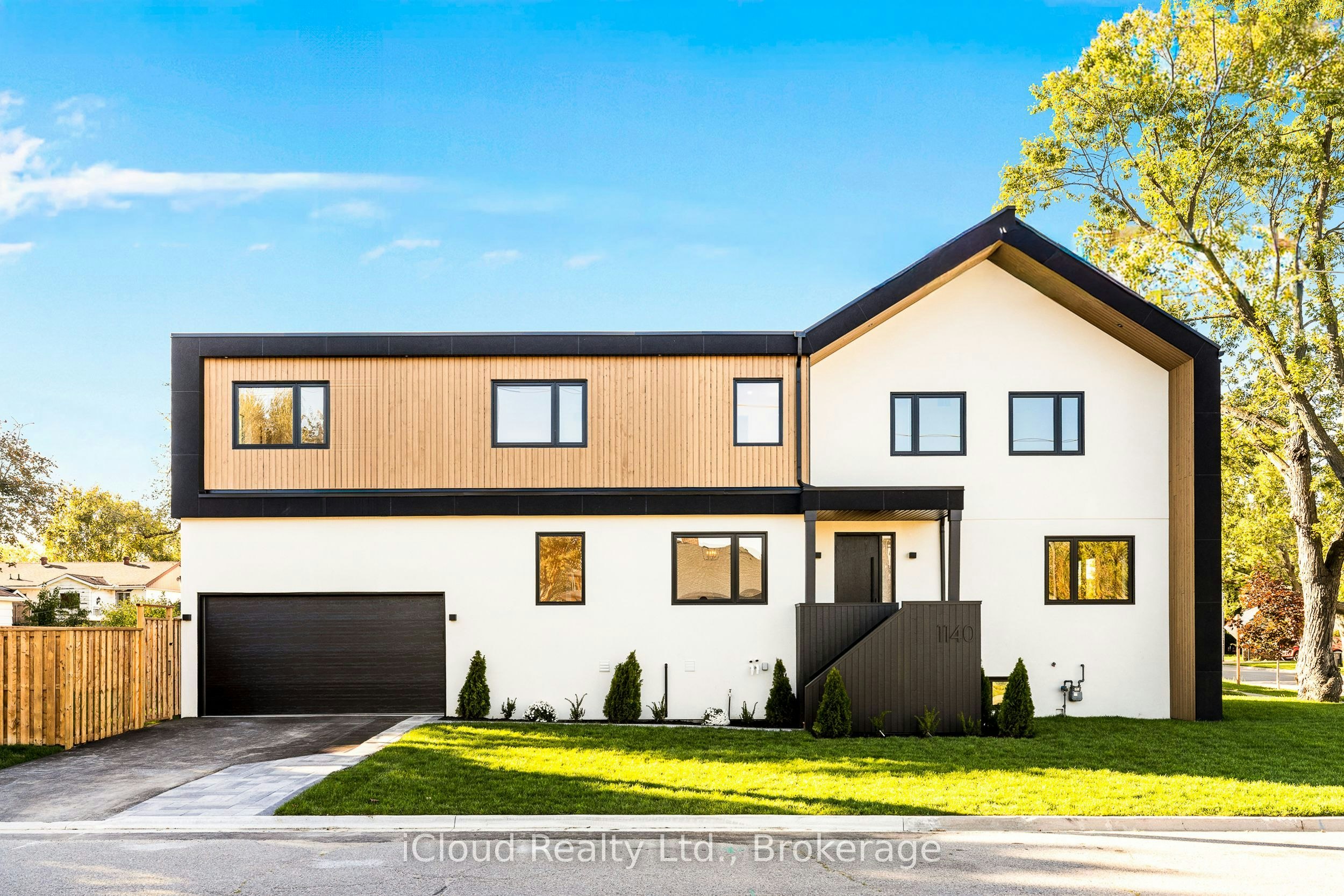 1140 Ogden Avenue, Mississauga, ON, L5E 2G9