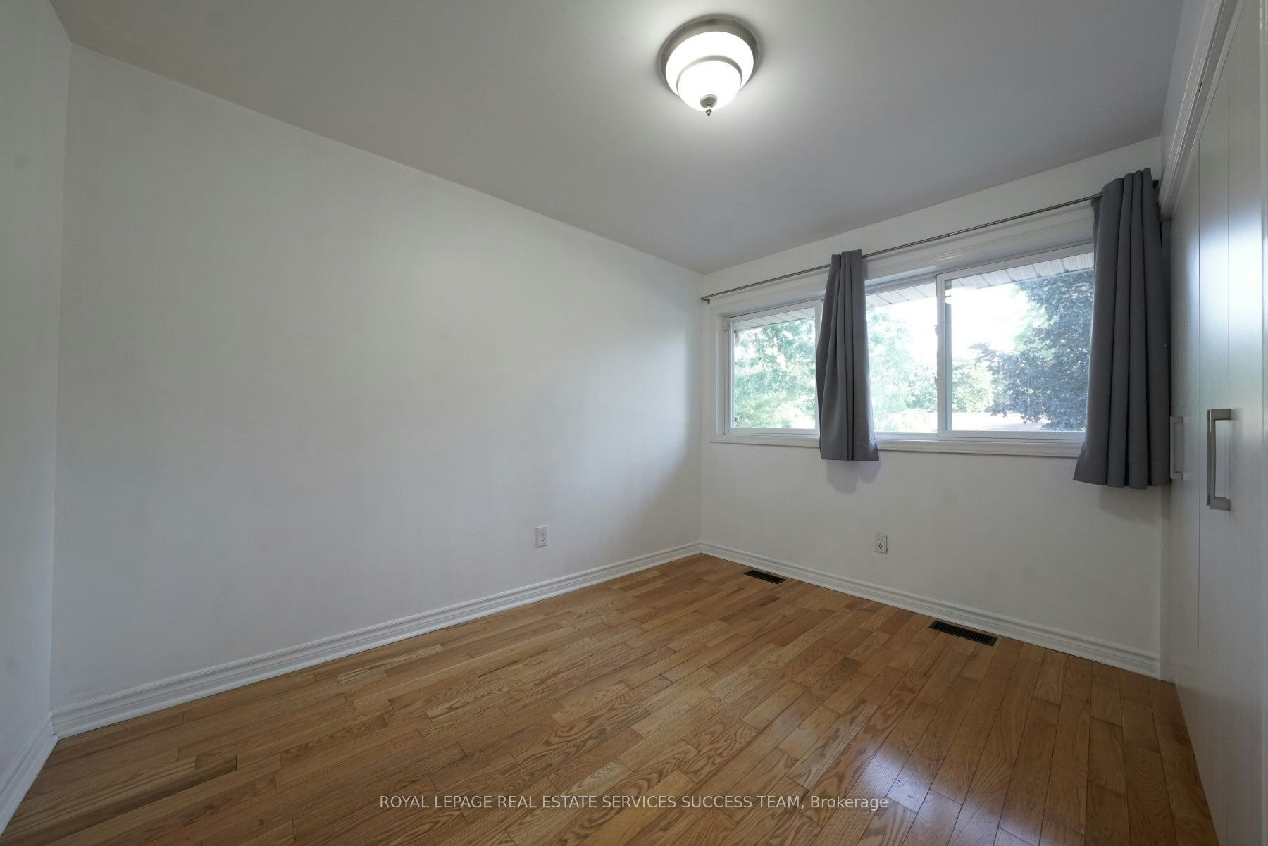 1195 Holton Heights Drive, Oakville, ON, L6H 2E6 - 13