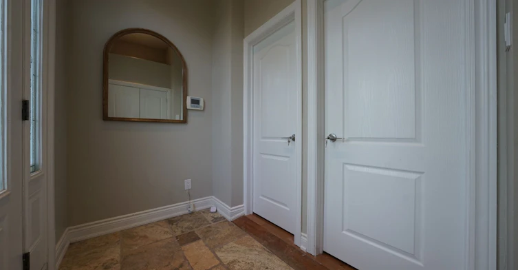 1195 Holton Heights Drive, Oakville, ON, L6H 2E6 - 4