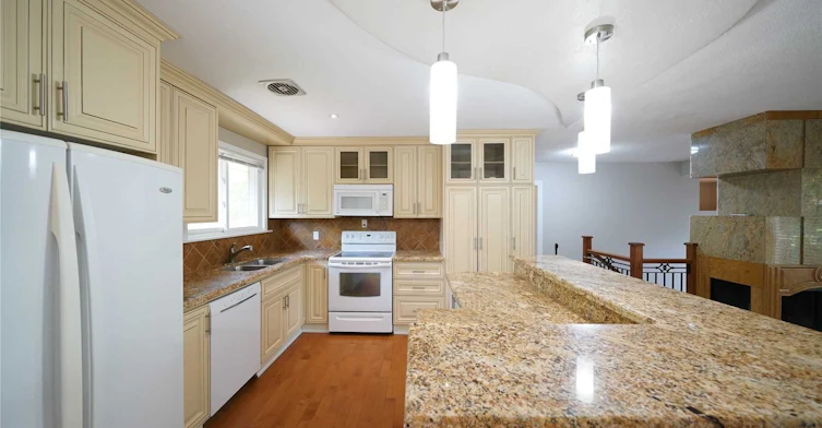 1195 Holton Heights Drive, Oakville, ON, L6H 2E6 - 6