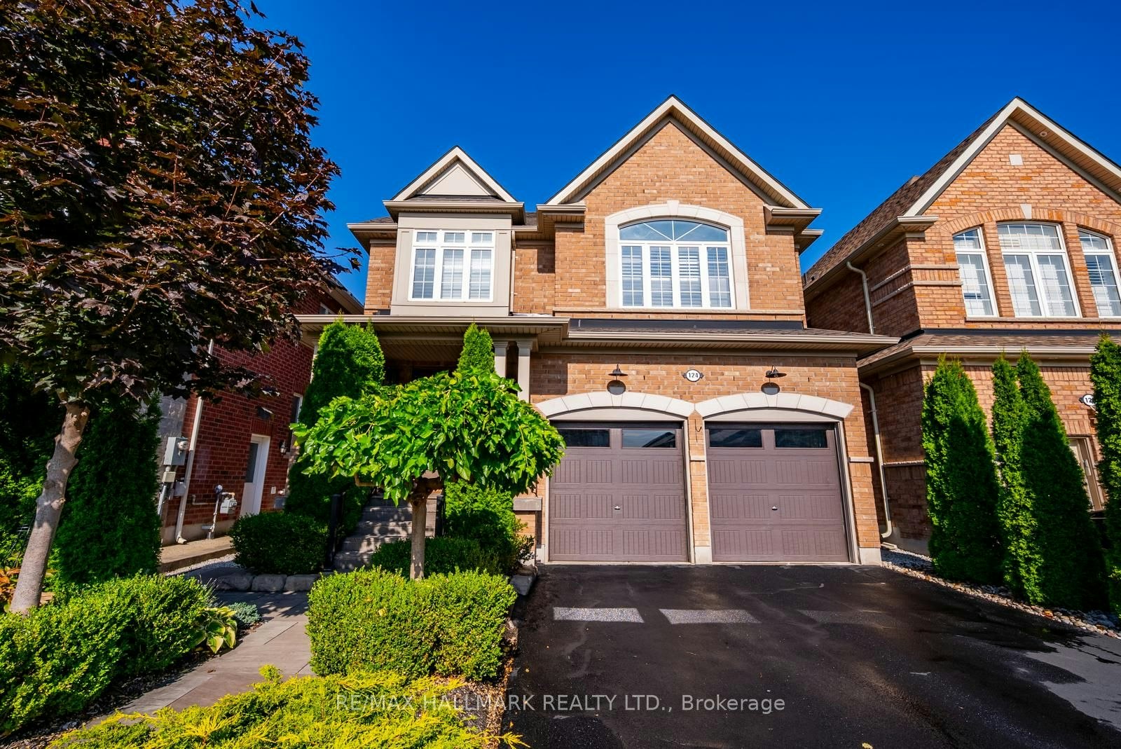 124 Bonnie Braes Drive, Brampton, ON, L6Y 0W7