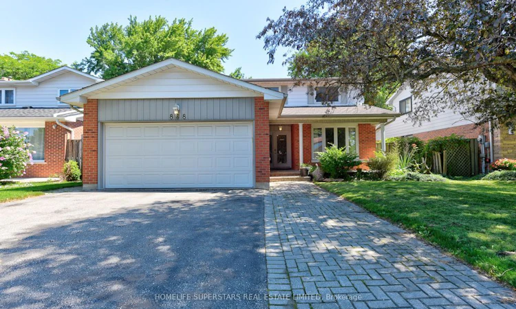 868 Kowal Drive