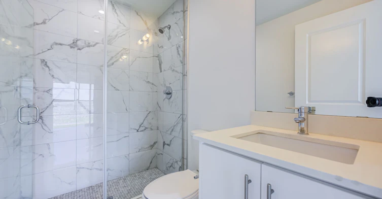 2002-335 Wheat Boom Drive, Oakville, ON, L6H 7Y1 - 12