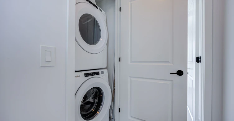 2002-335 Wheat Boom Drive, Oakville, ON, L6H 7Y1 - 16