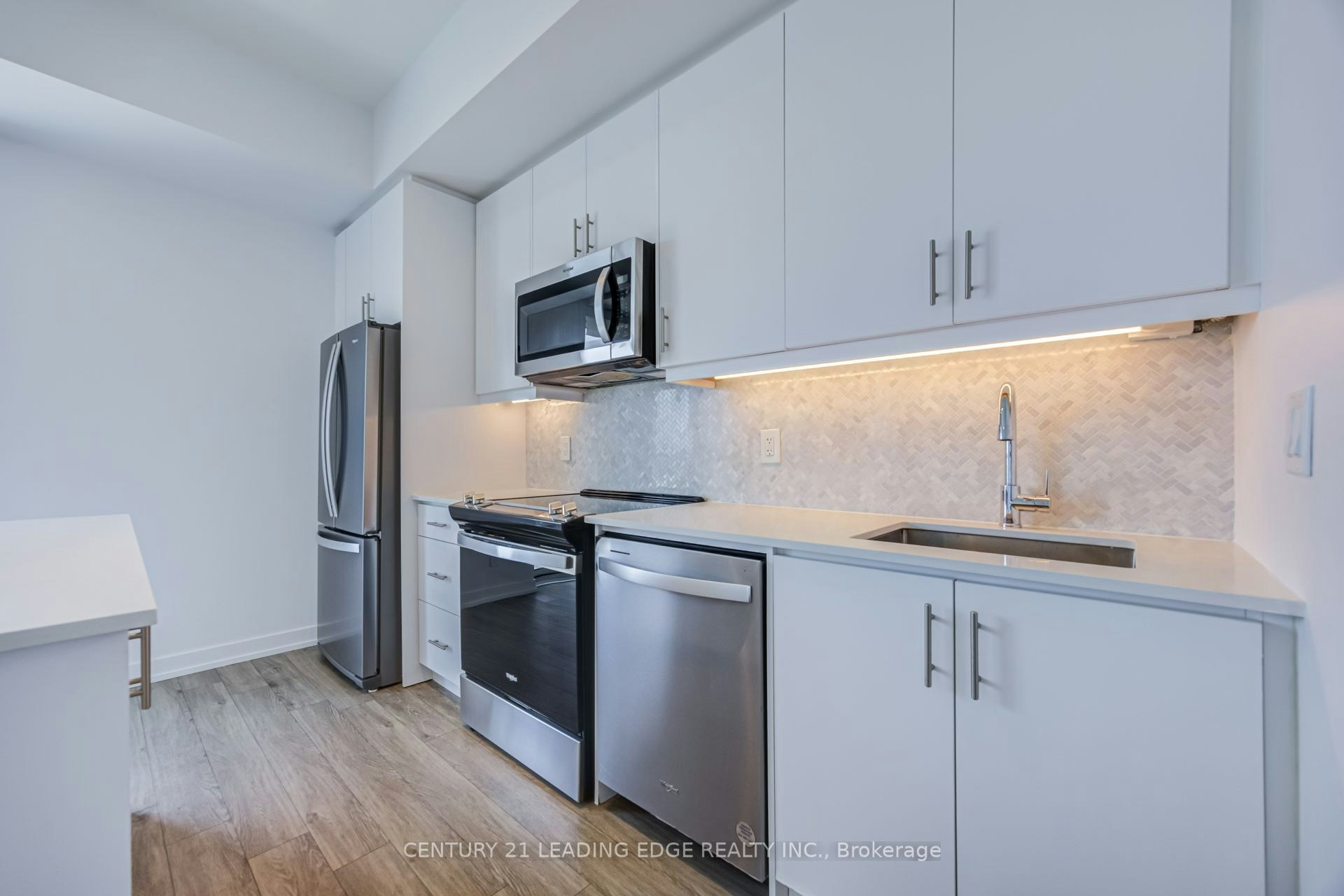 2002-335 Wheat Boom Drive, Oakville, ON, L6H 7Y1 - 7