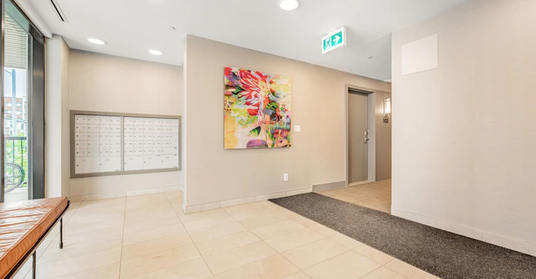 201-120 Canon Jackson Drive, Toronto, ON, M6M 0B8 - 23