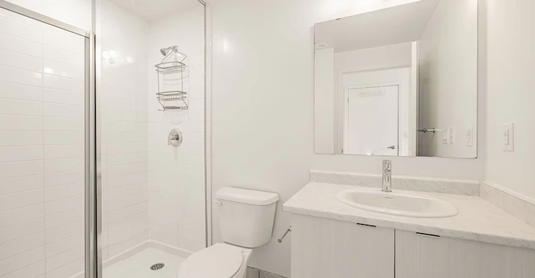 201-120 Canon Jackson Drive, Toronto, ON, M6M 0B8 - 19