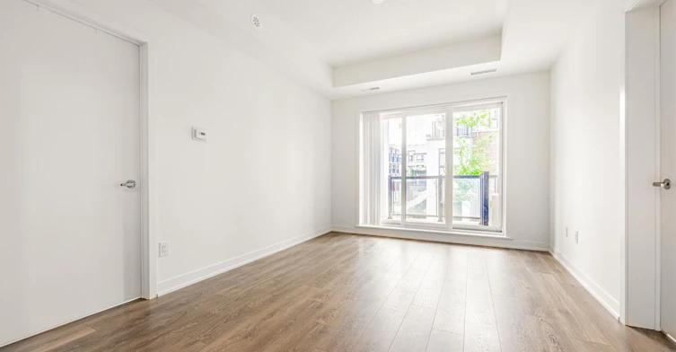 201-120 Canon Jackson Drive, Toronto, ON, M6M 0B8 - 11