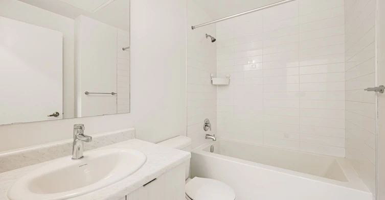 201-120 Canon Jackson Drive, Toronto, ON, M6M 0B8 - 20