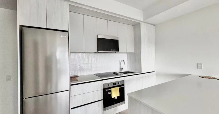 618-2485 Eglinton Avenue W, Mississauga, ON, L5M 2V8 - 5