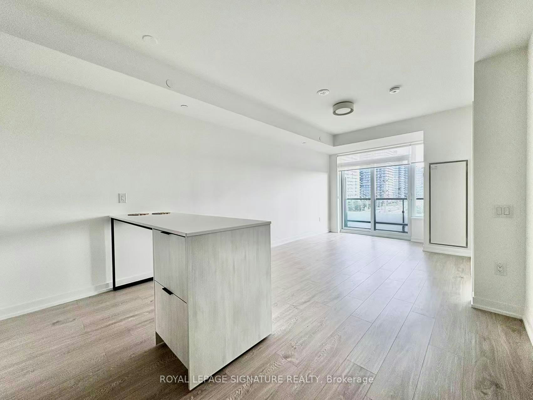 618-2485 Eglinton Avenue W, Mississauga, ON, L5M 2V8 - 2