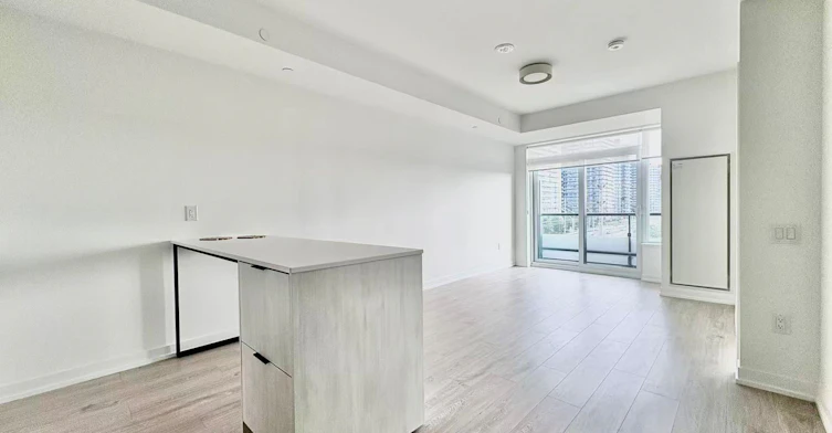 618-2485 Eglinton Avenue W, Mississauga, ON, L5M 2V8 - 2