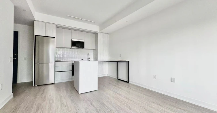 618-2485 Eglinton Avenue W, Mississauga, ON, L5M 2V8 - 4