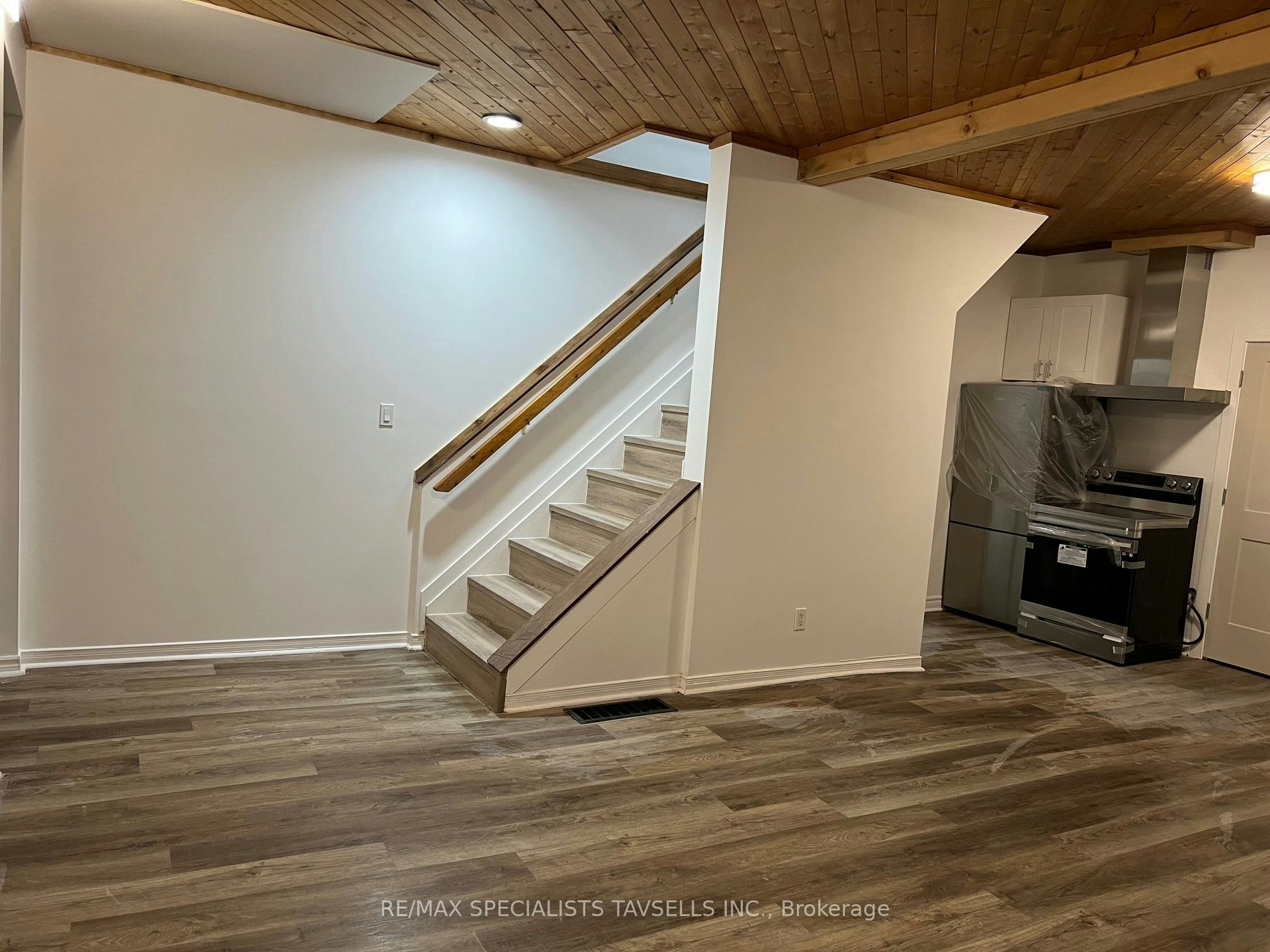 Unit 1-319 Broadway N/A, Orangeville, ON, L9W 1L4 - 4