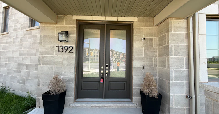 1392 William Halton Parkway, Oakville, ON, L6M 5P2 - 3
