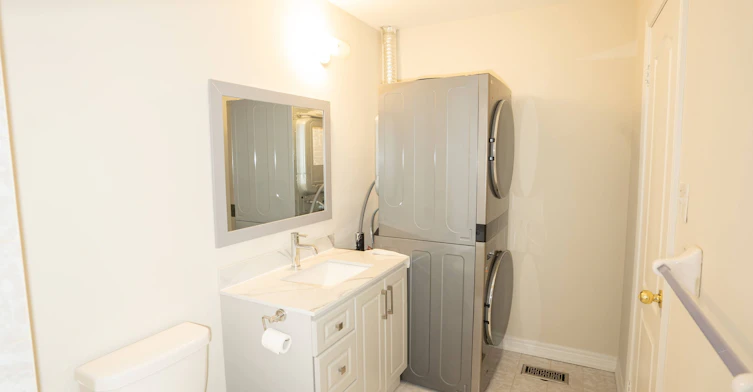 3229 Edwyna Drive, Mississauga, ON, L5M 0V3 - 12