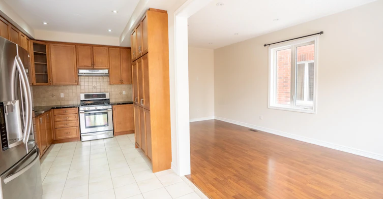 3229 Edwyna Drive, Mississauga, ON, L5M 0V3 - 4