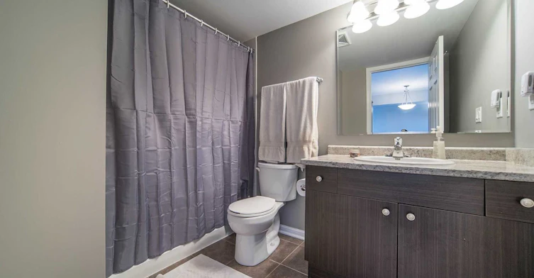 302-1045 Nadalin Heights, Milton, ON, L9T 8R5 - 11