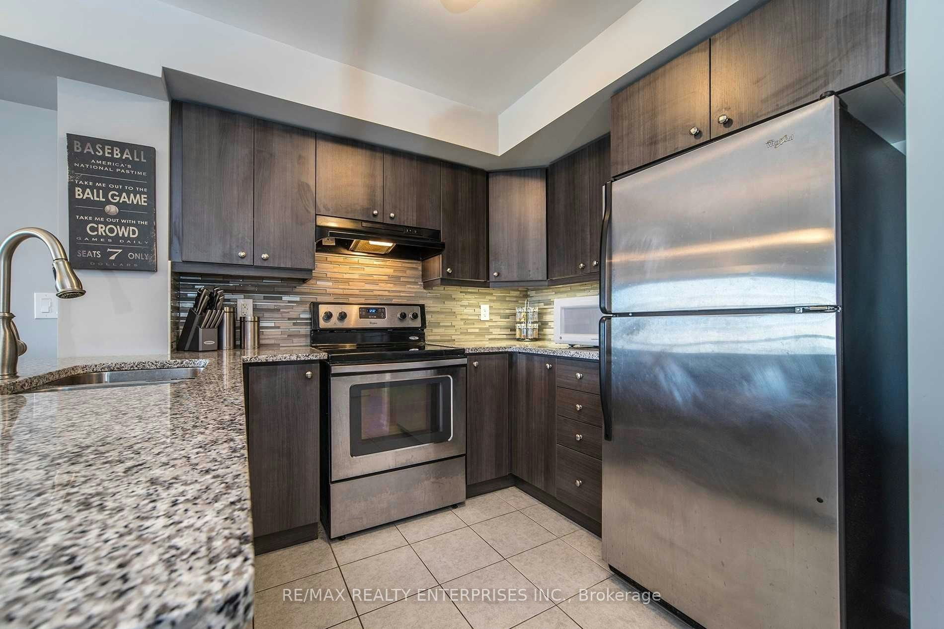 302-1045 Nadalin Heights, Milton, ON, L9T 8R5 - 3