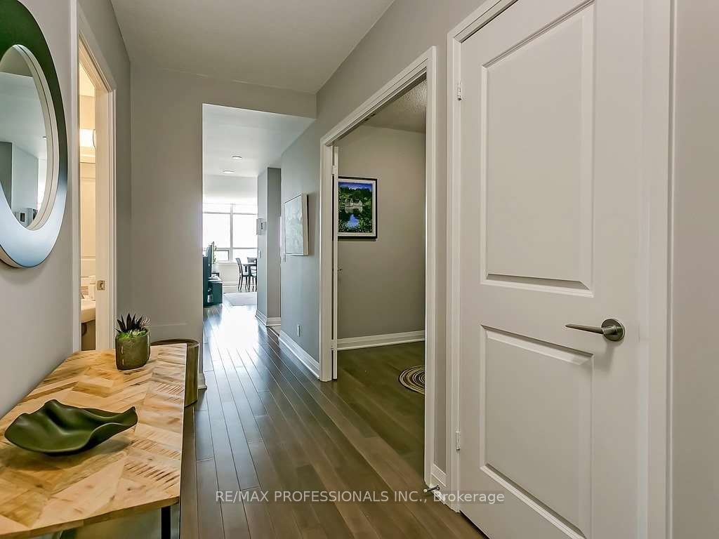 1311-1055 Southdown Road, Mississauga, ON, L5J 0A3 - 25