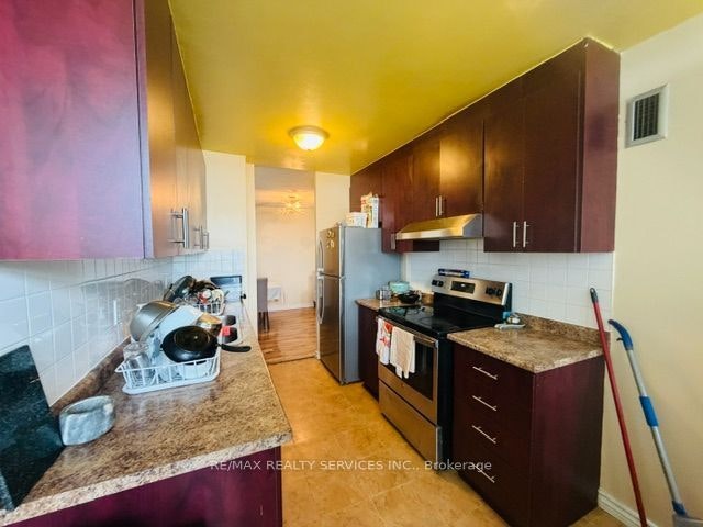 1402-25 Kensington Road, Brampton, ON, L6T 3W8 - 4