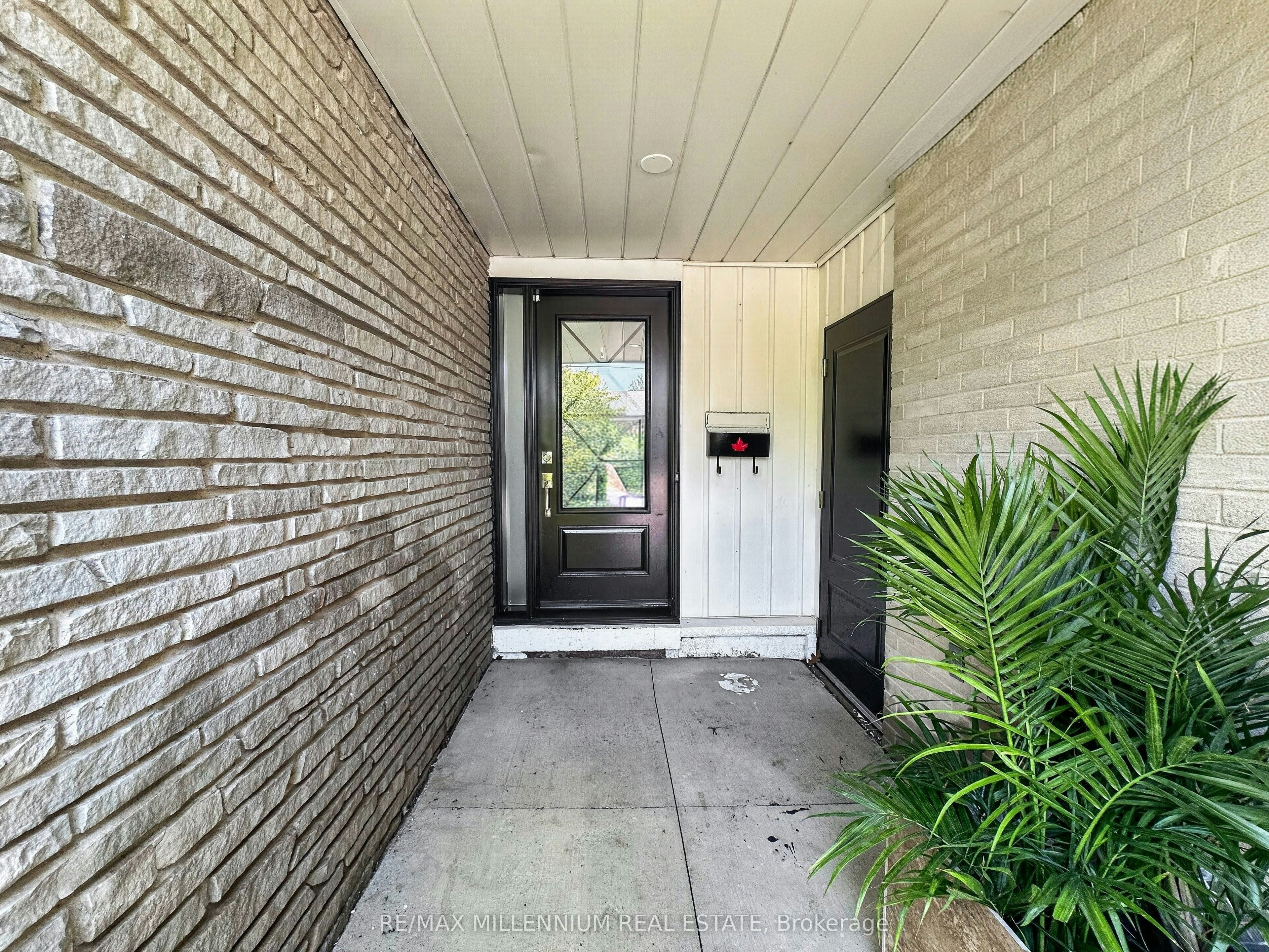 19 Cardwell Street, Orangeville, ON, L9W 2V7