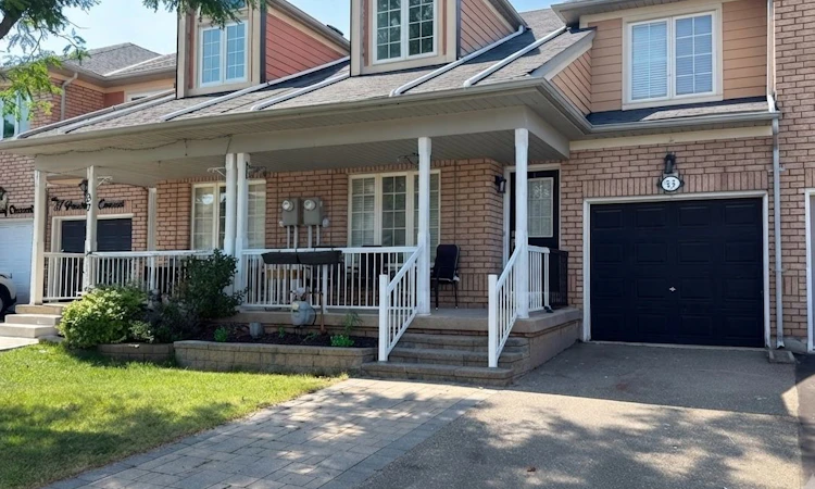 35 Peachleaf Crescent