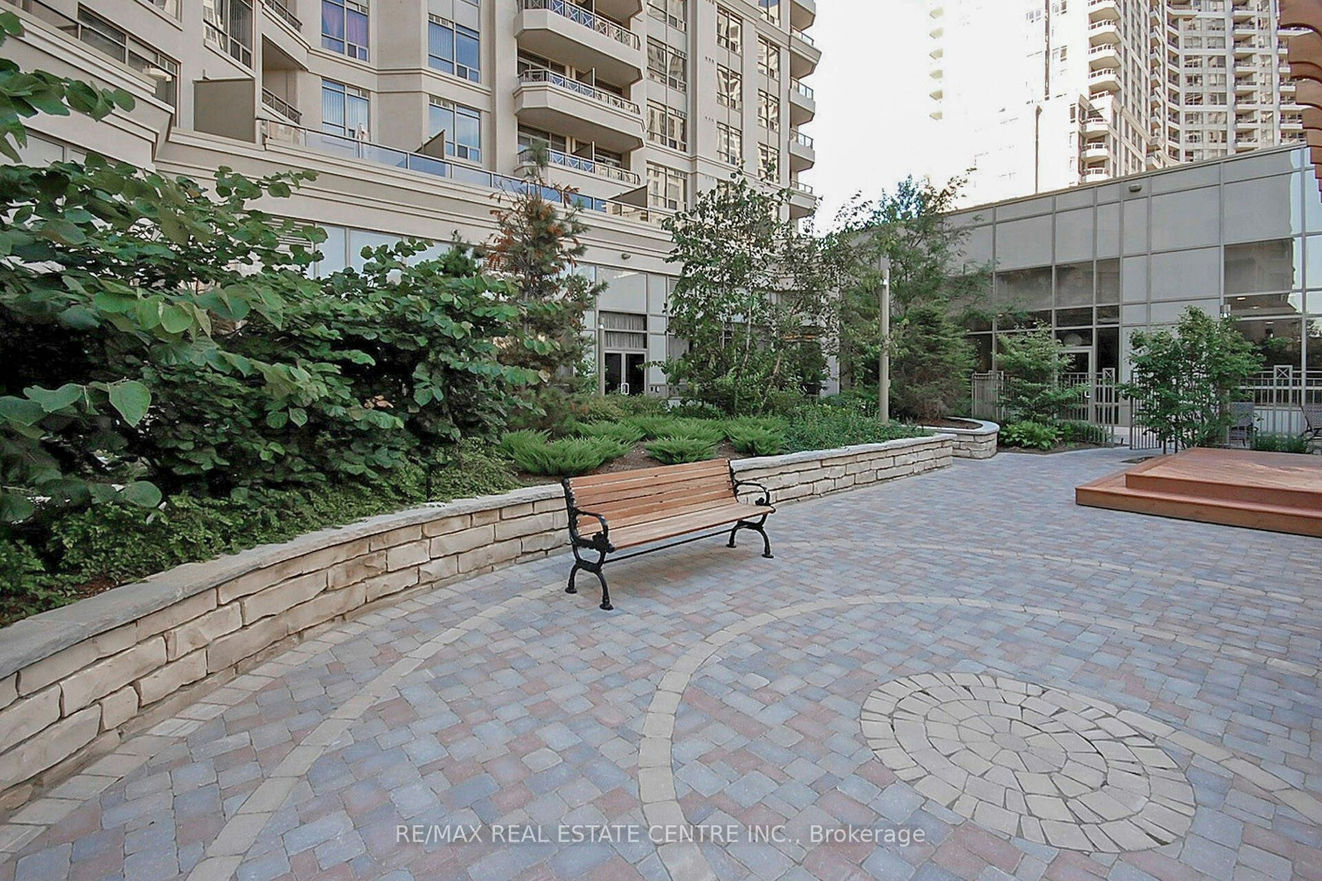 1704-310 Burnhamthorpe Road W, Mississauga, ON, L5B 4P9 - 4