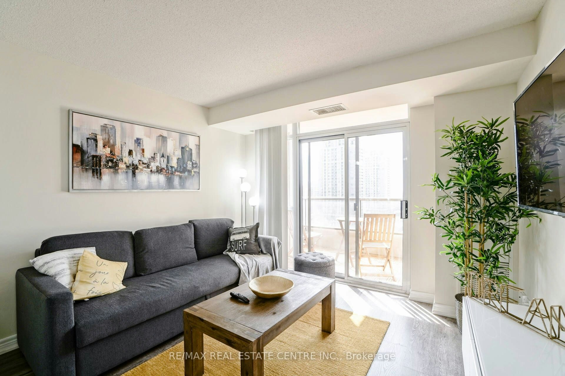 1704-310 Burnhamthorpe Road W, Mississauga, ON, L5B 4P9 - 20